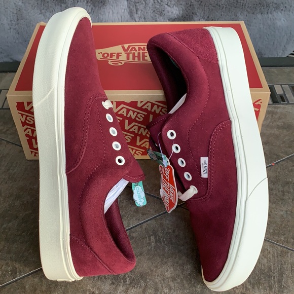 VANS COMFYCUSH ERA FRESHMAN PORT ROYAL/MARSHMALLOM WMNS Sneakers - Picture 9 of 15